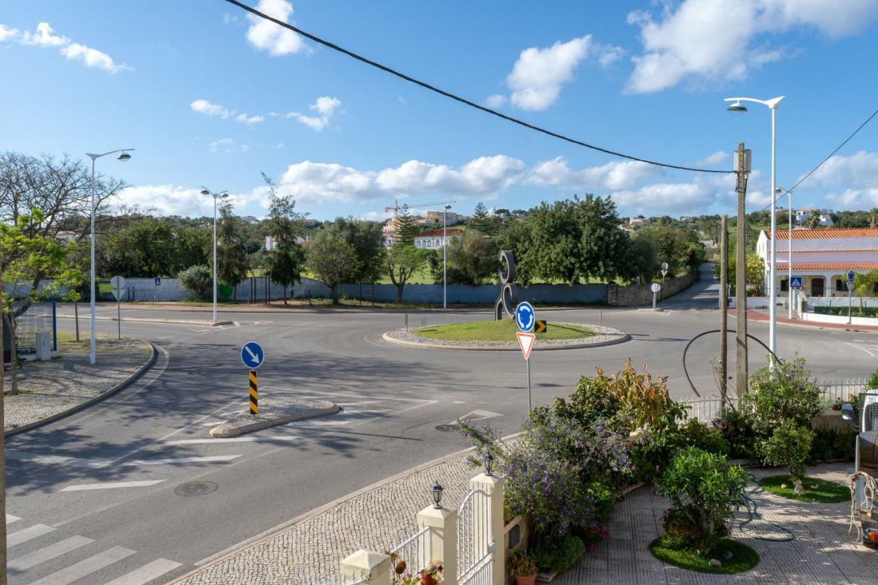 Апартаменты Flat In The Heart Of Algarve Сан-Браш-ди-Алпортел Экстерьер фото